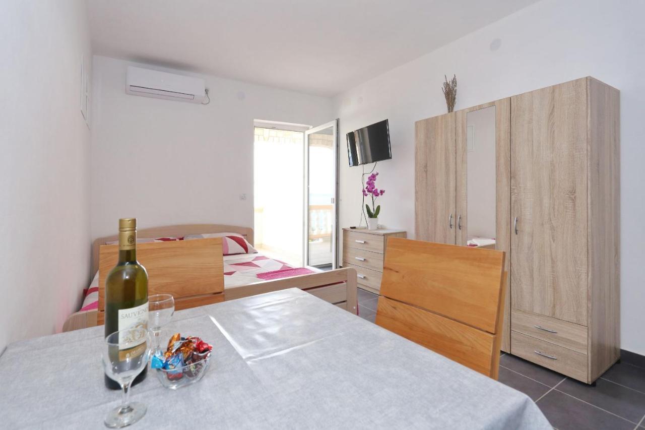 Apartments Vlado I Vesna 利缇纳 外观 照片